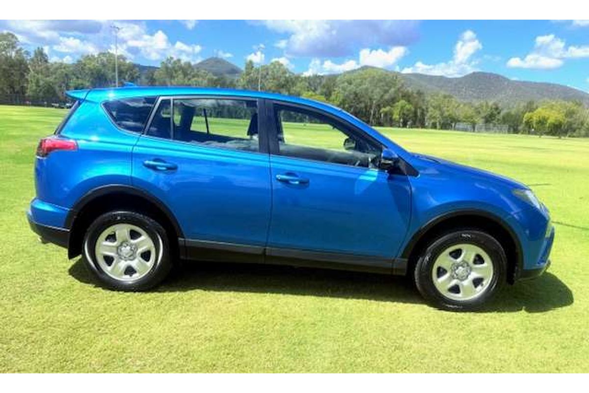 2018 Toyota RAV4 GX ZSA42R