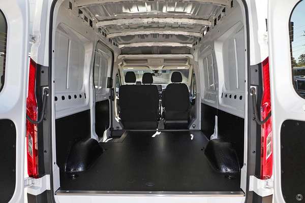 2025 LDV Deliver 9
