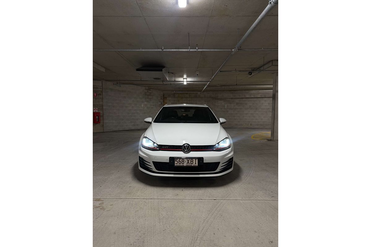 2017 Volkswagen Golf GTI 7