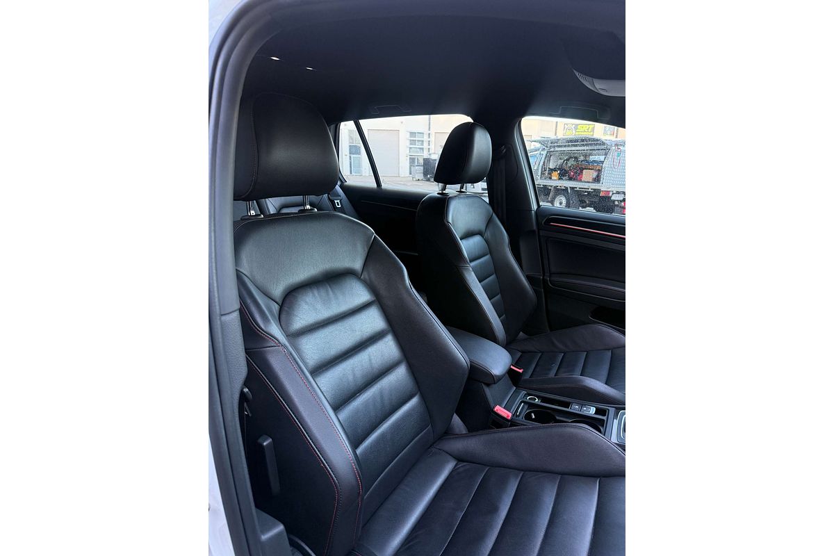 2017 Volkswagen Golf GTI 7