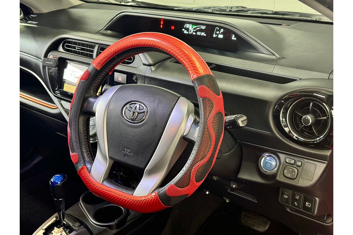 2016 Toyota AQUA X Urban