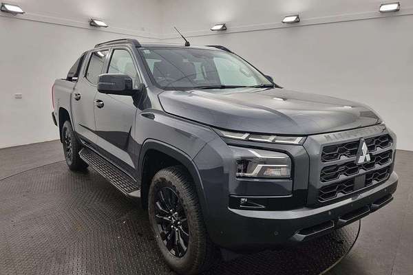 2024 Mitsubishi Triton GSR MV 4X4