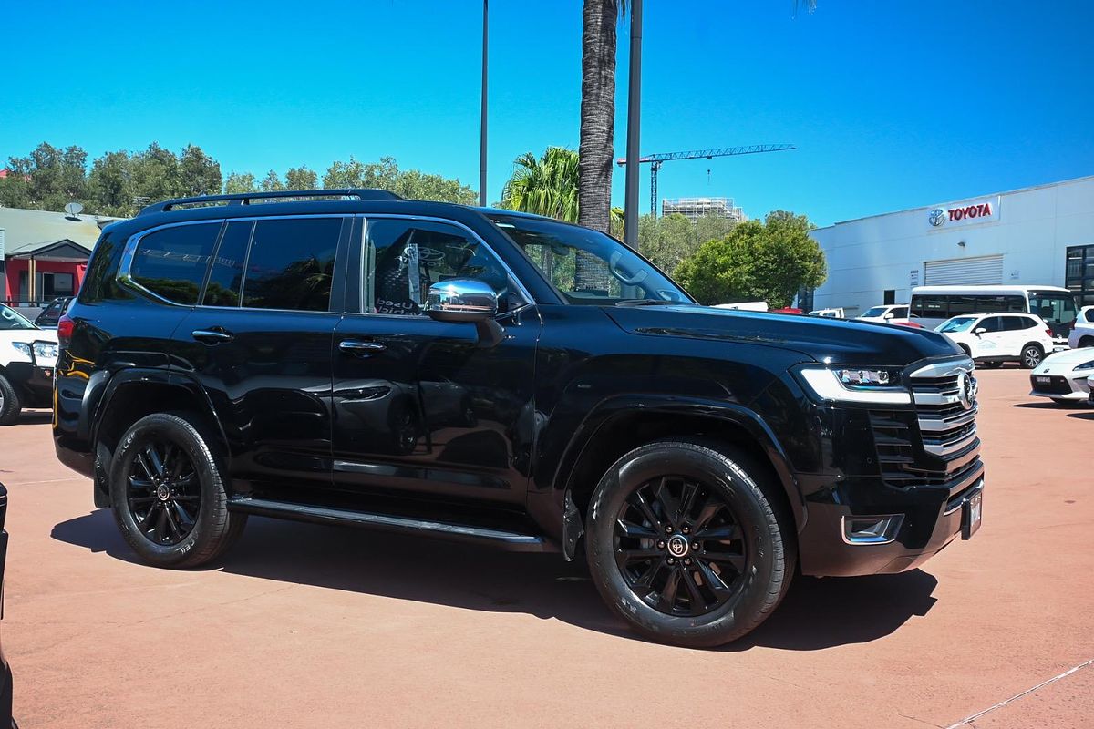 2022 Toyota Landcruiser Sahara ZX FJA300R
