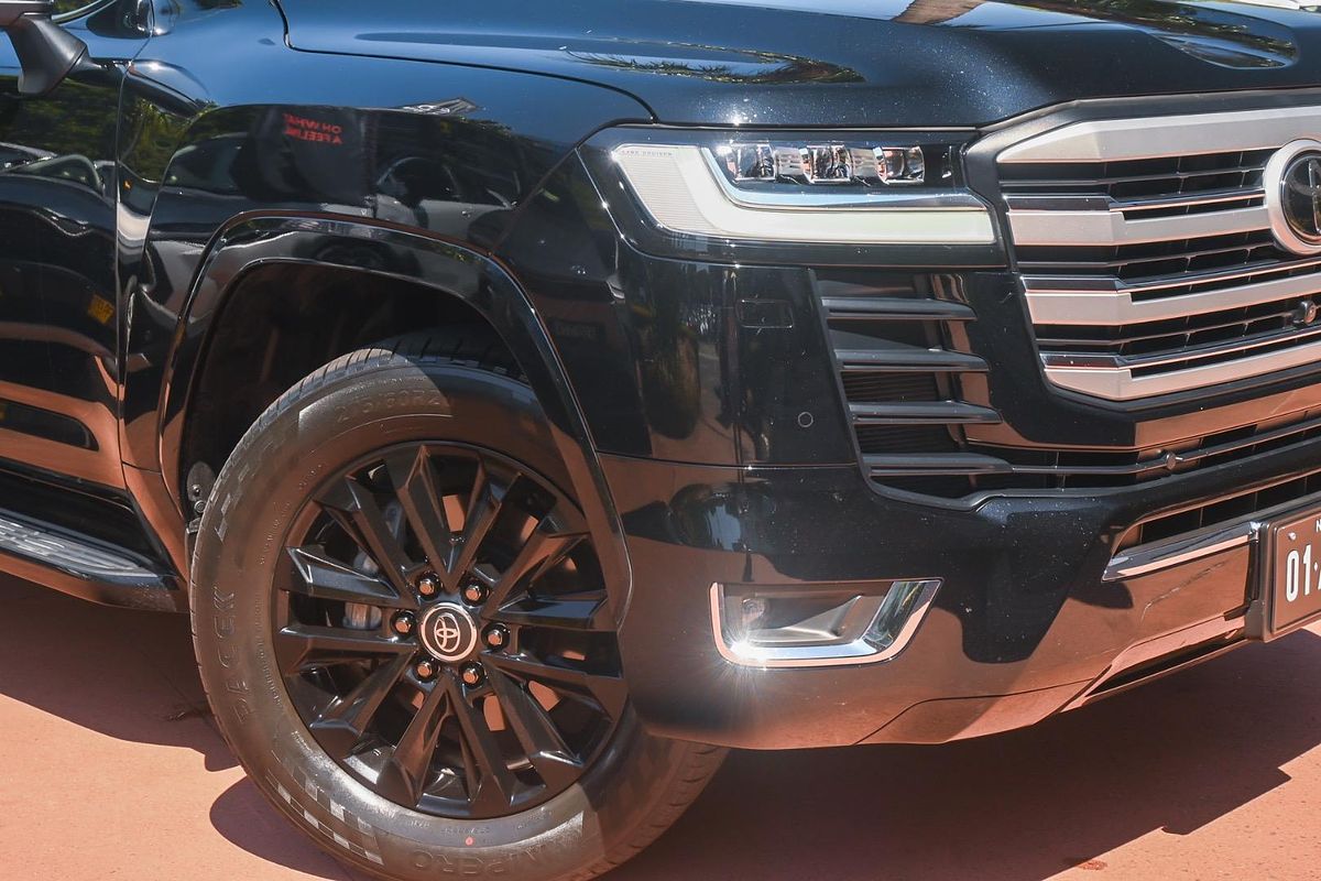 2022 Toyota Landcruiser Sahara ZX FJA300R