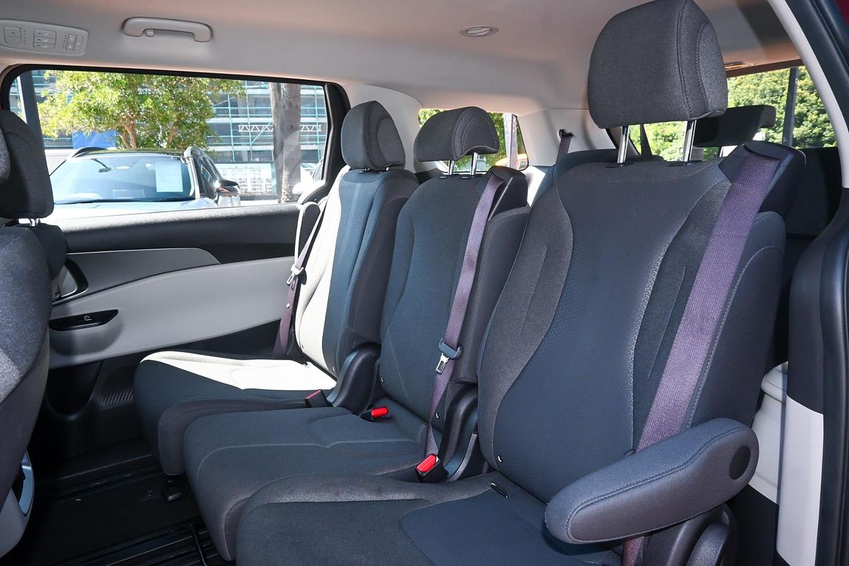 2023 Kia Carnival S KA4