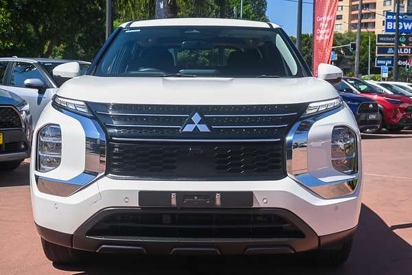 2022 Mitsubishi Outlander ES ZM