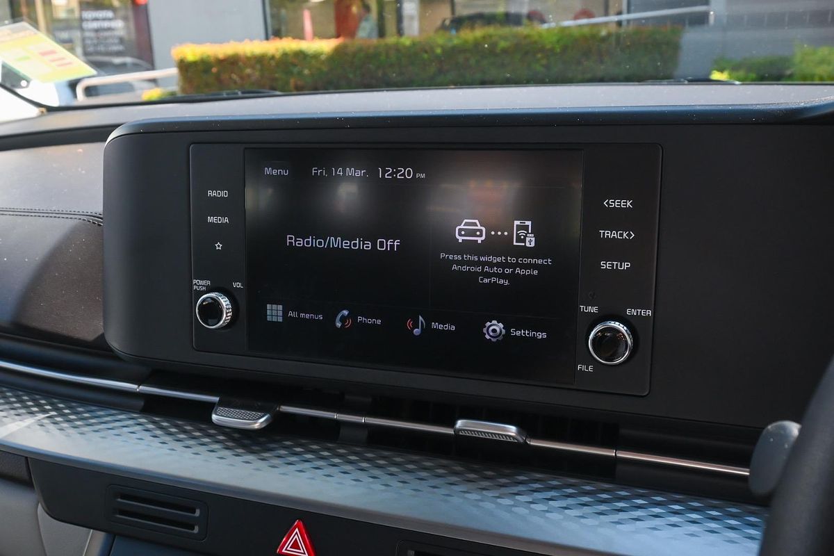 2023 Kia Carnival S KA4
