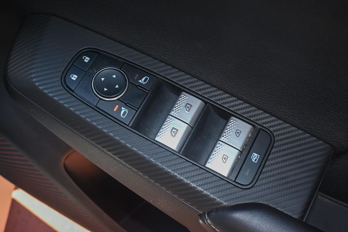 2022 Mitsubishi Outlander ES ZM