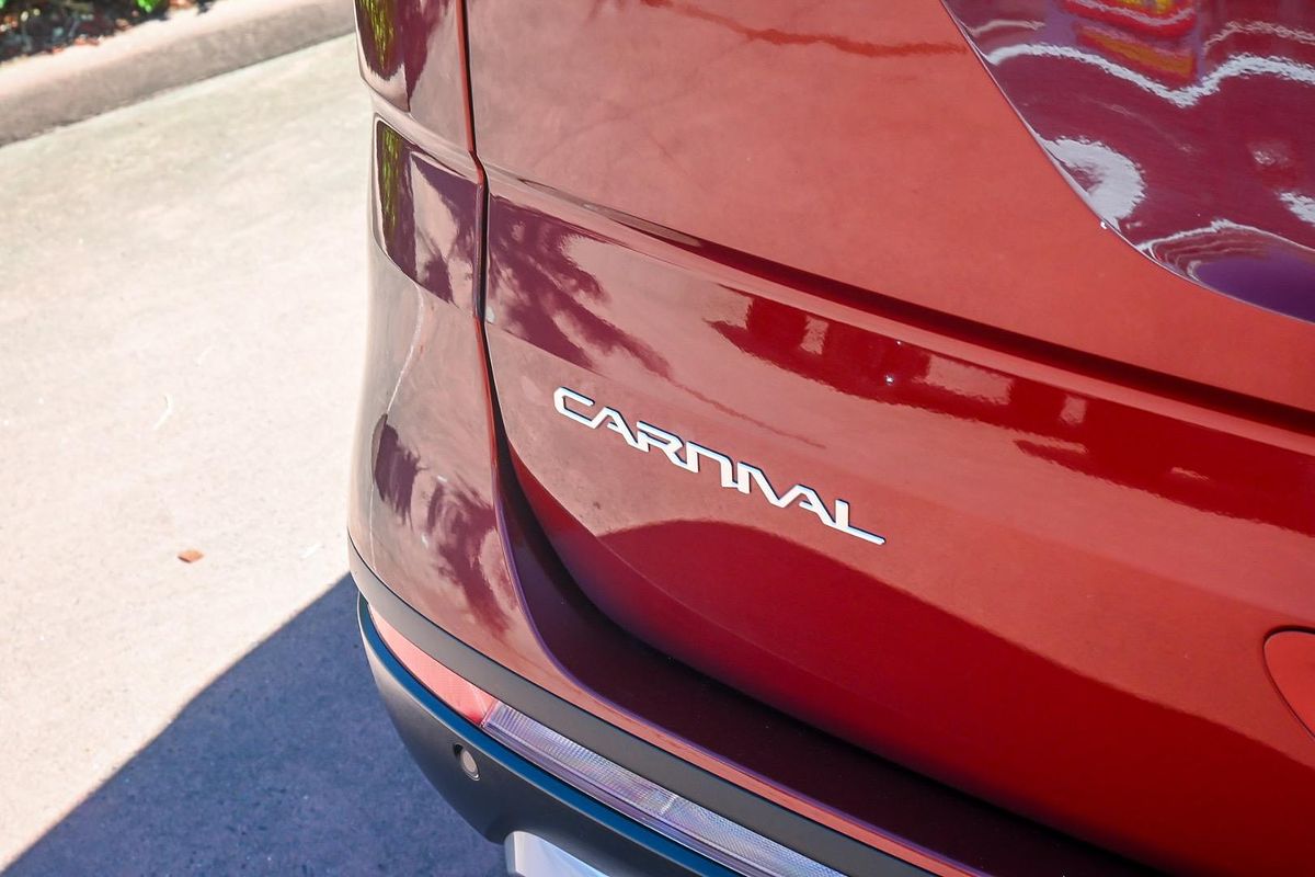2023 Kia Carnival S KA4