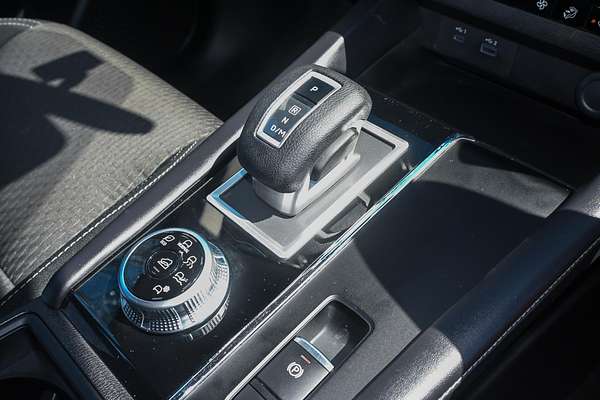 2022 Mitsubishi Outlander ES ZM