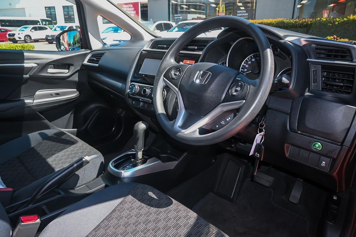 2017 Honda Jazz VTi GF