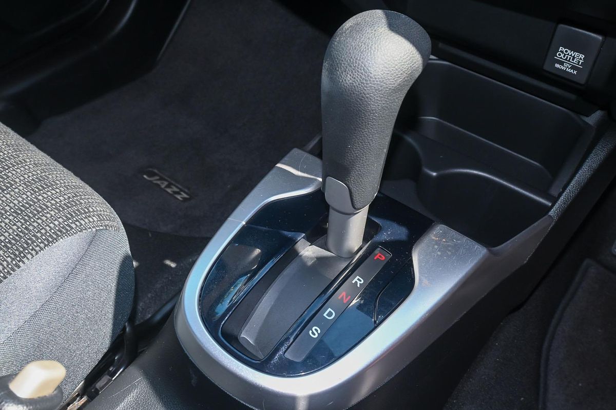2017 Honda Jazz VTi GF