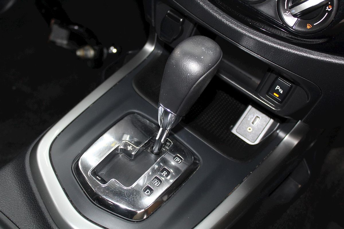 2021 Nissan Navara ST D23 Rear Wheel Drive