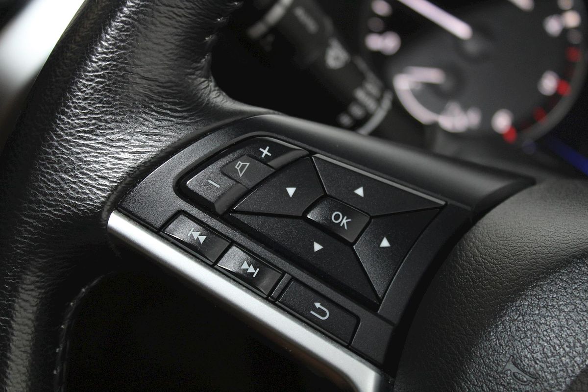 2021 Nissan Navara ST D23 Rear Wheel Drive