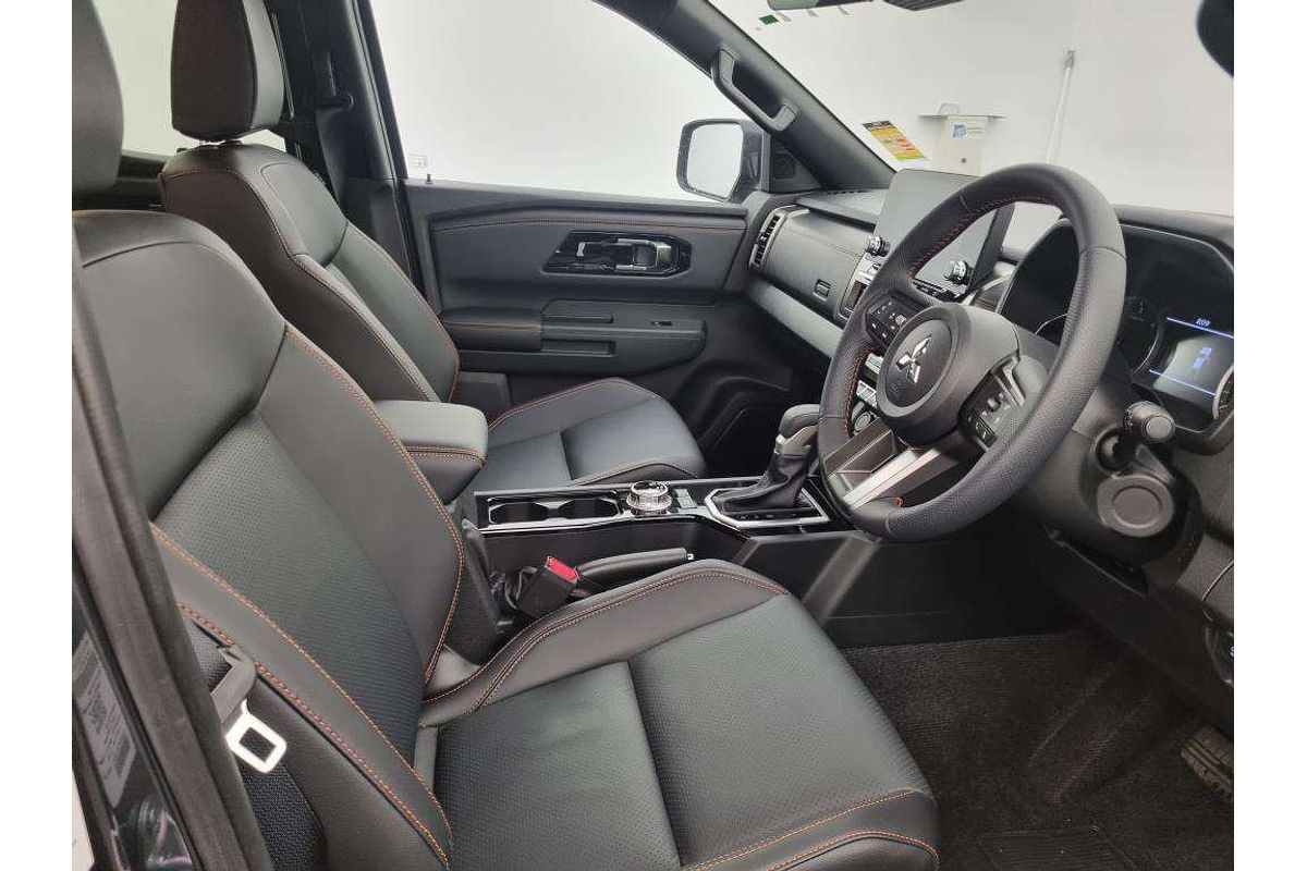 2024 Mitsubishi Triton GSR MV 4X4