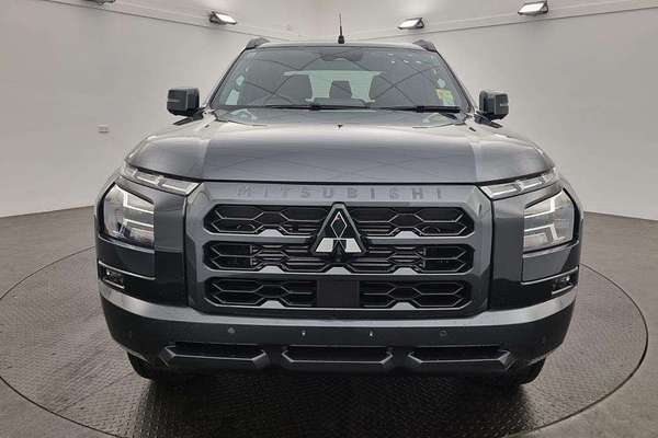 2024 Mitsubishi Triton GSR MV 4X4