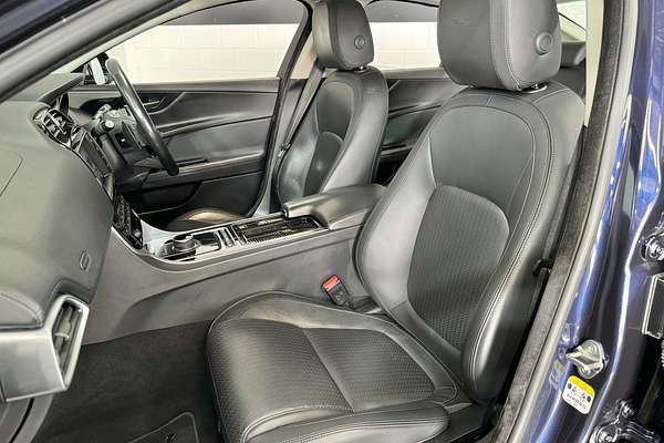 2017 Jaguar XE 20D PORTFOLIO 2.0D