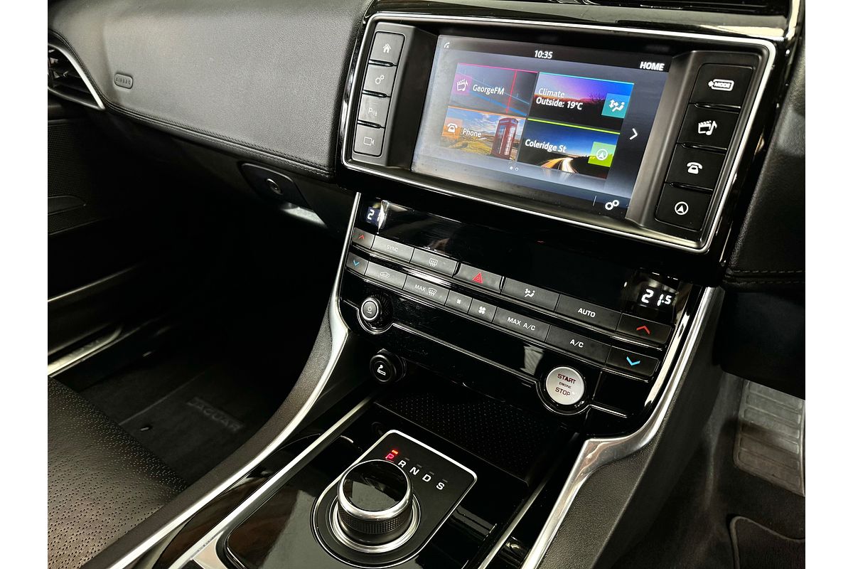 2017 Jaguar XE 20D PORTFOLIO 2.0D