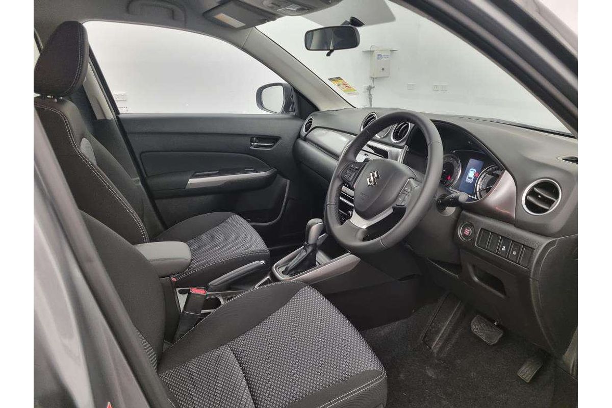 2024 Suzuki Vitara LY Series II