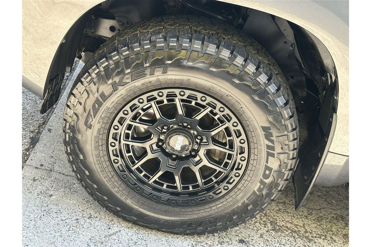 2013 Toyota LANDCRUISER KDJ150R 11 UPGRADE