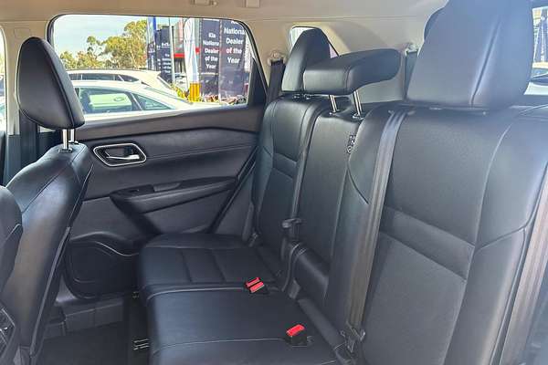 2023 Nissan X-TRAIL ST-L T33