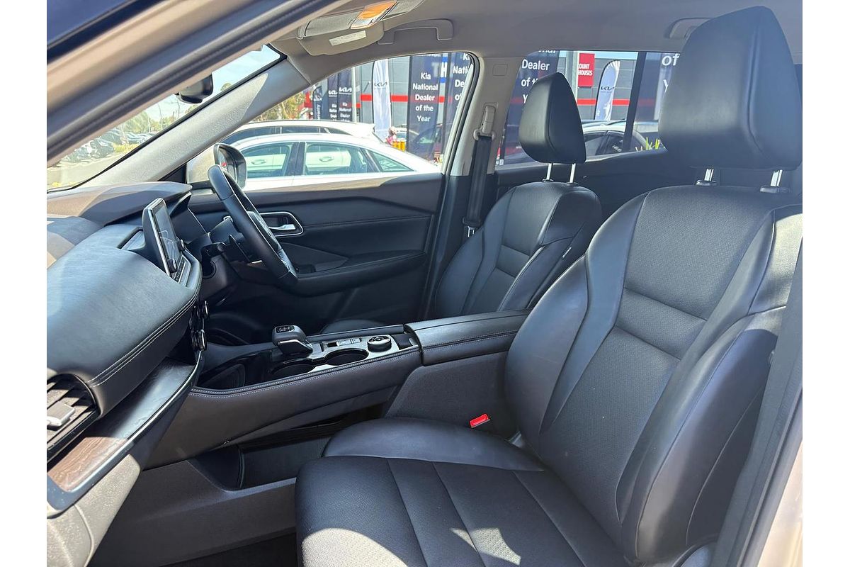 2023 Nissan X-TRAIL ST-L T33