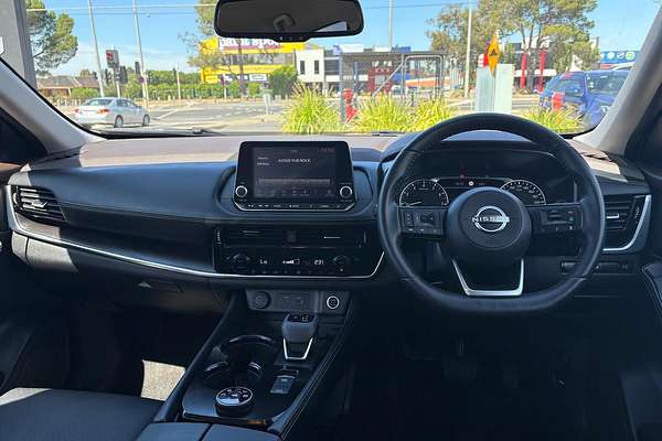 2023 Nissan X-TRAIL ST-L T33