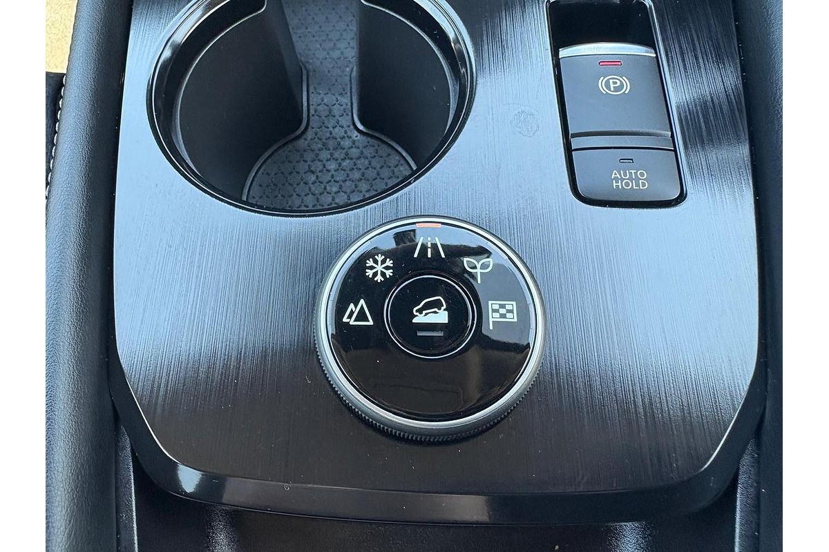 2023 Nissan X-TRAIL ST-L T33