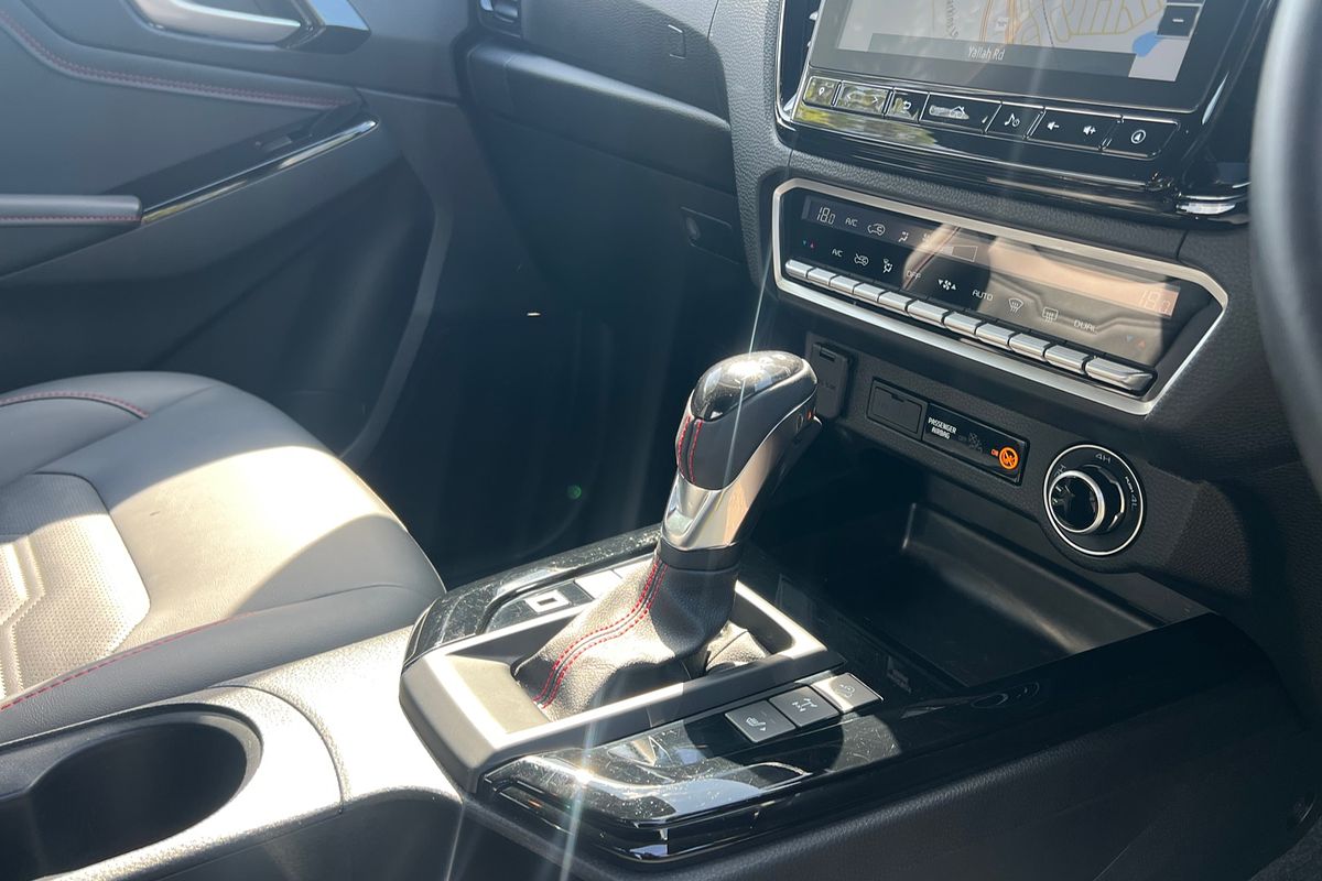 2023 Isuzu D-MAX X-TERRAIN 4X4