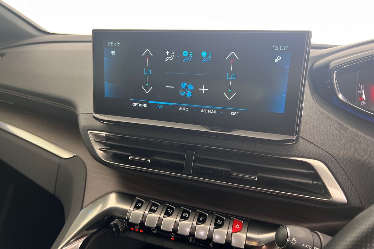 2022 Peugeot 3008 GT Sport P84