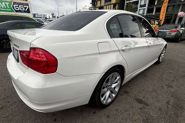2010 BMW 3 Series 320d Lifestyle E90