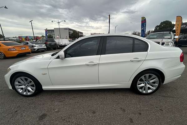 2010 BMW 3 Series 320d Lifestyle E90