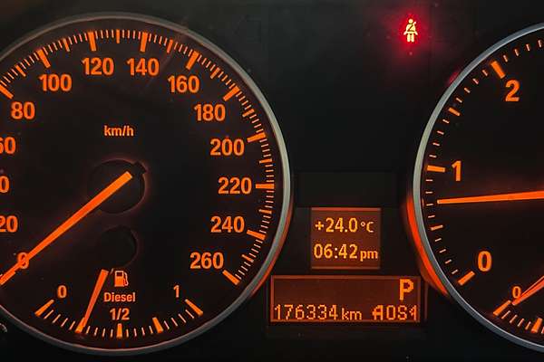 2010 BMW 3 Series 320d Lifestyle E90