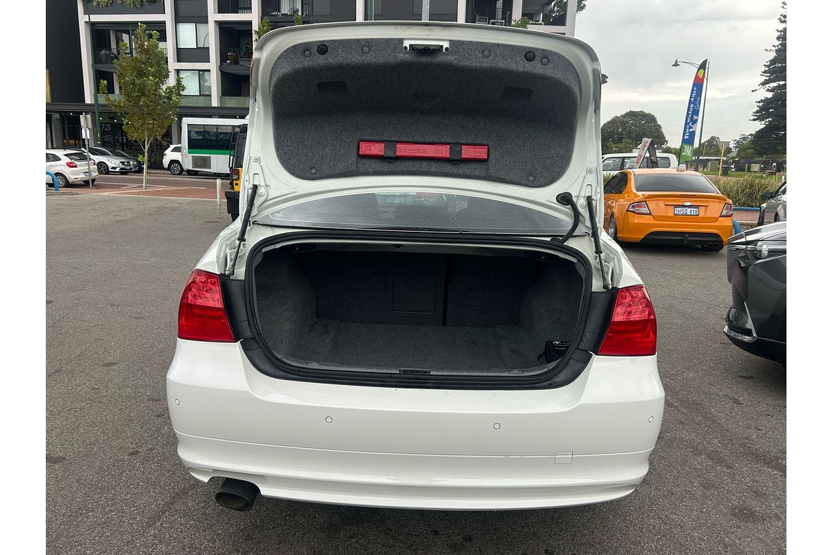 2010 BMW 3 Series 320d Lifestyle E90