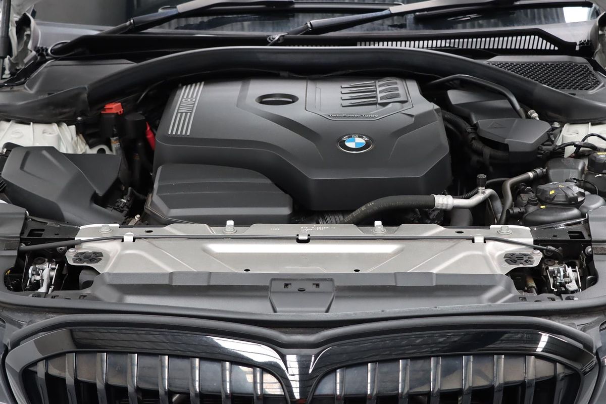2019 BMW 3 Series 330i M Sport G20