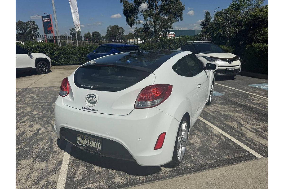 2013 Hyundai Veloster + FS2