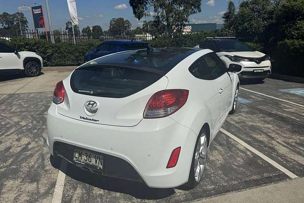 2013 Hyundai Veloster + FS2