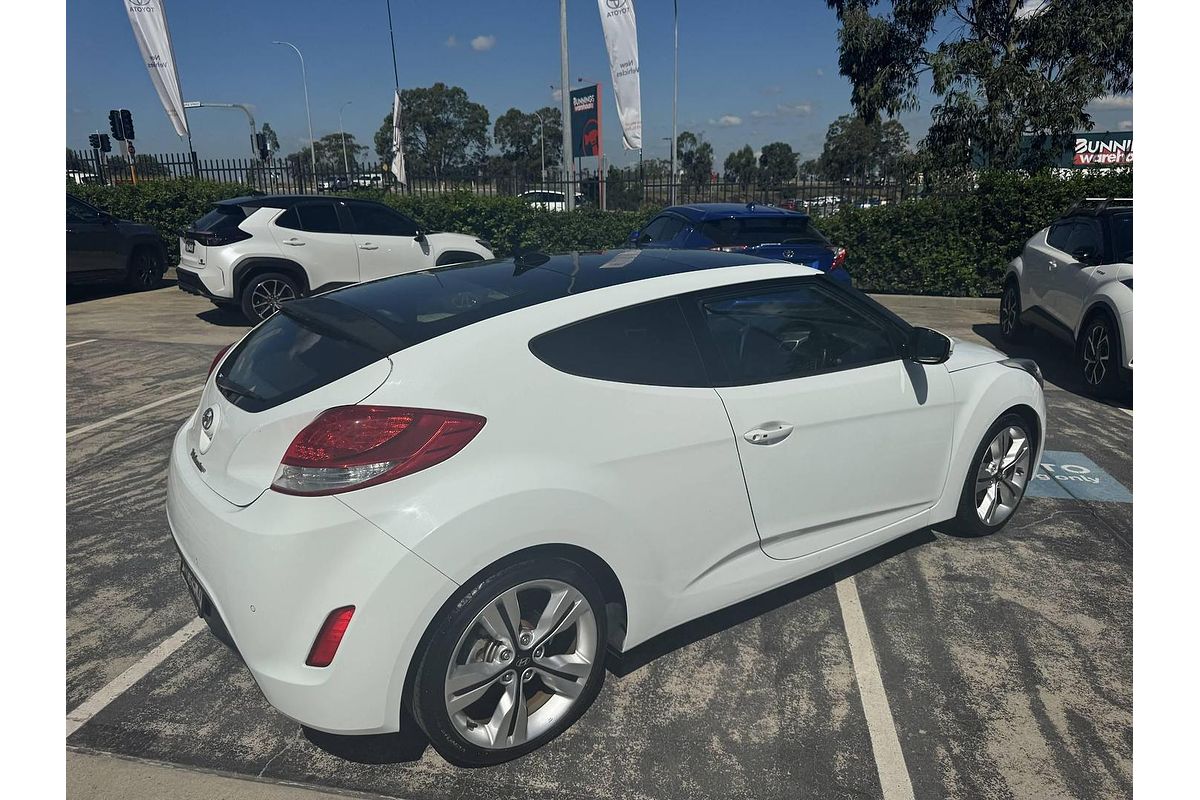 2013 Hyundai Veloster + FS2