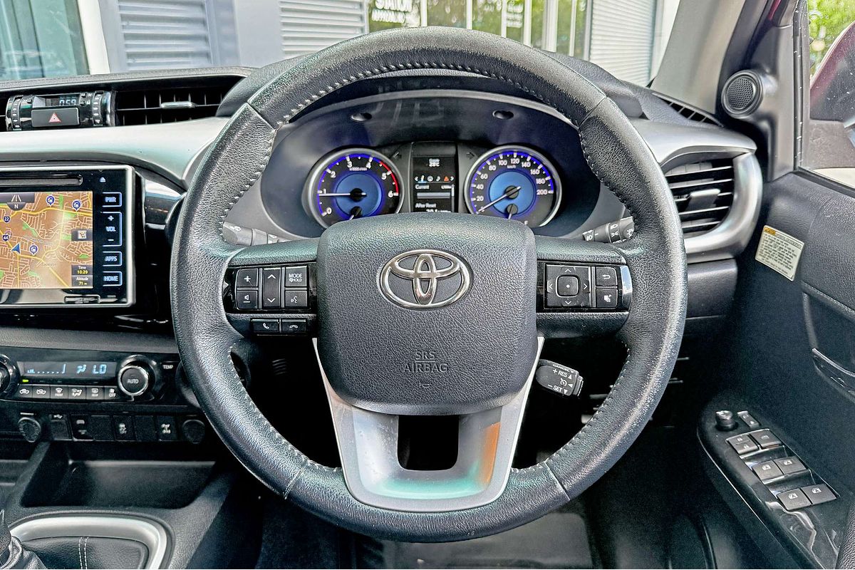 2015 Toyota Hilux SR5 GUN126R 4X4
