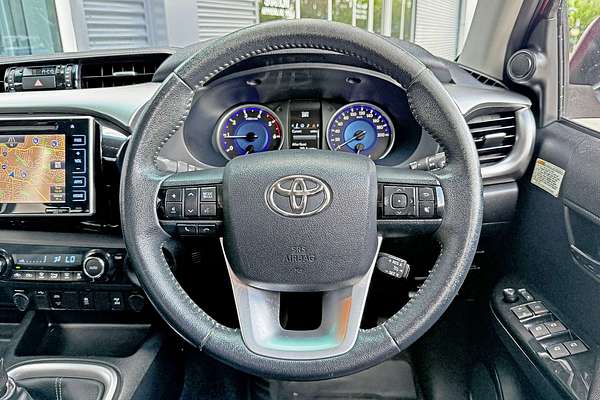 2015 Toyota Hilux SR5 GUN126R 4X4