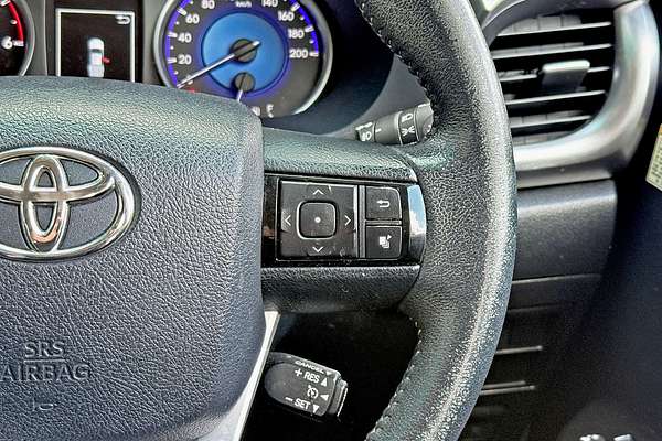 2015 Toyota Hilux SR5 GUN126R 4X4