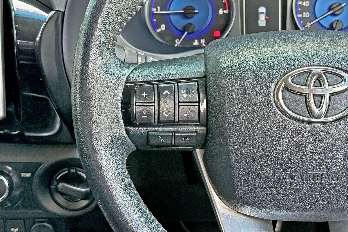 2015 Toyota Hilux SR5 GUN126R 4X4