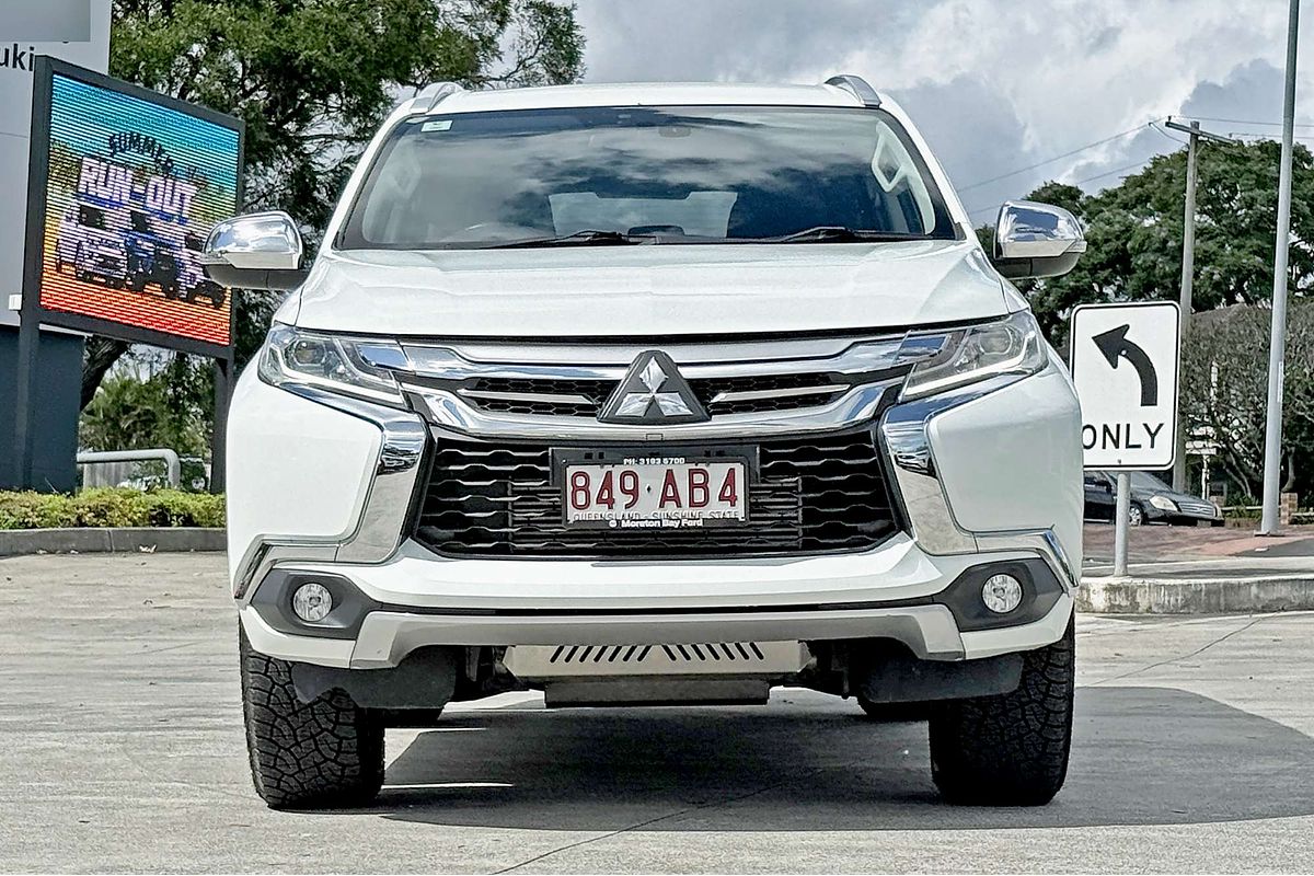 2017 Mitsubishi Pajero Sport GLS QE