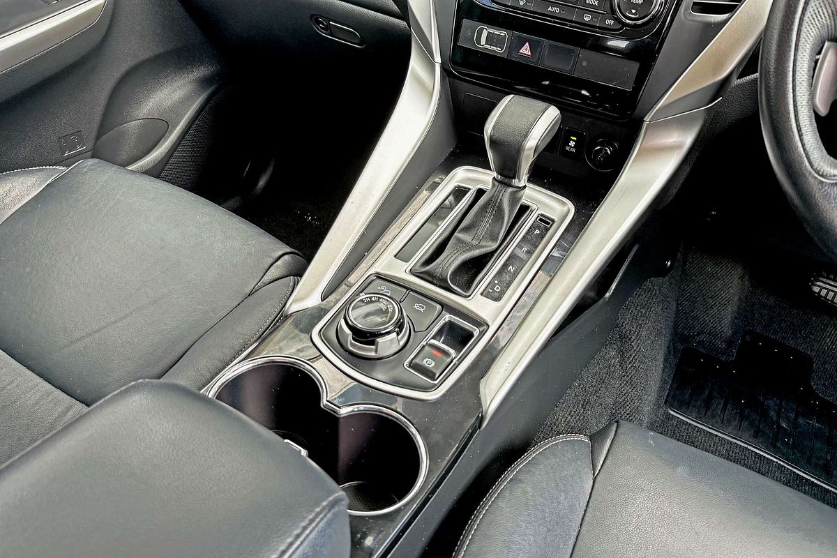 2017 Mitsubishi Pajero Sport GLS QE