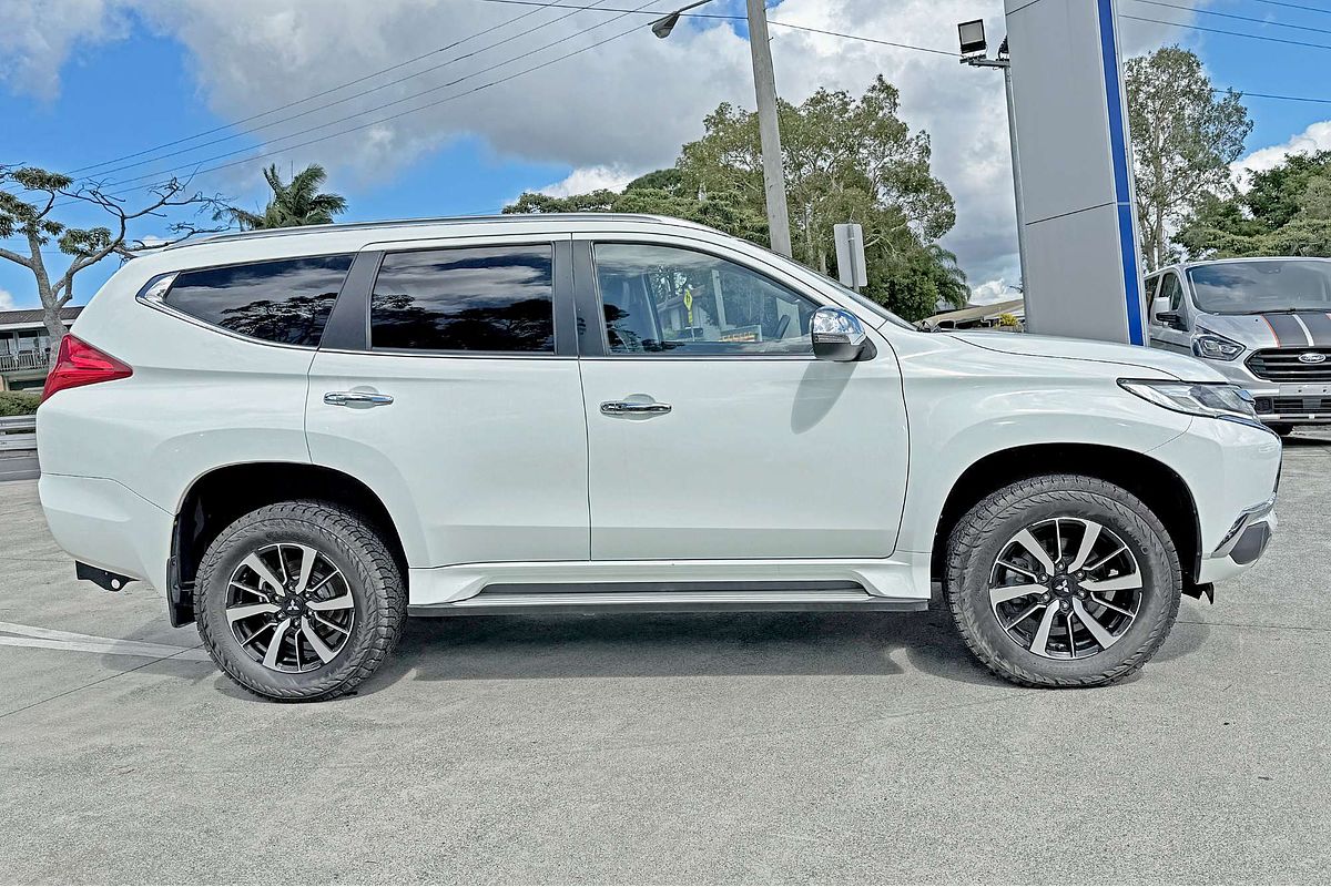 2017 Mitsubishi Pajero Sport GLS QE