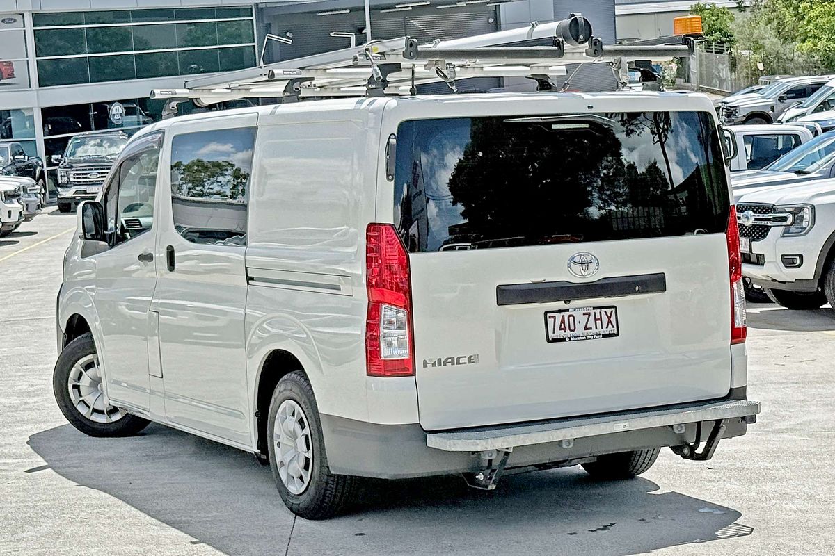 2019 Toyota Hiace GDH300R LWB
