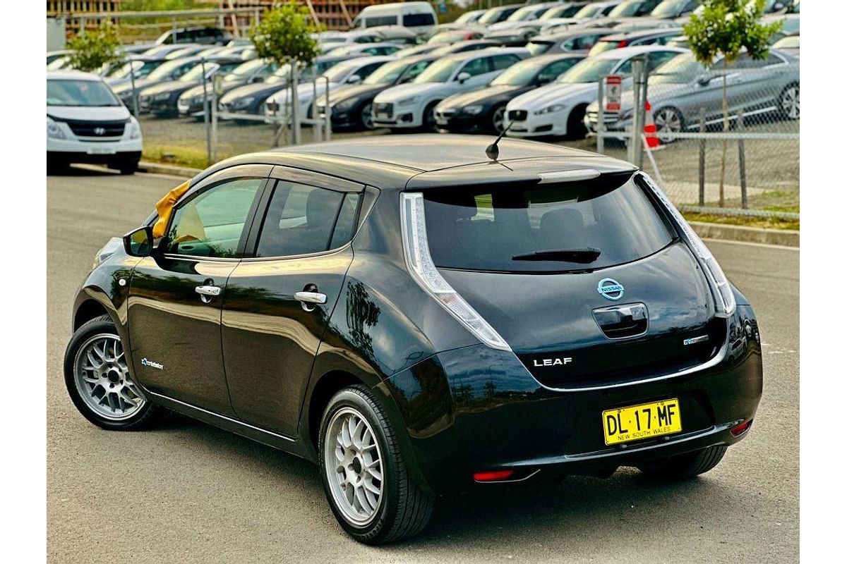 2016 Nissan LEAF Autech AZE0