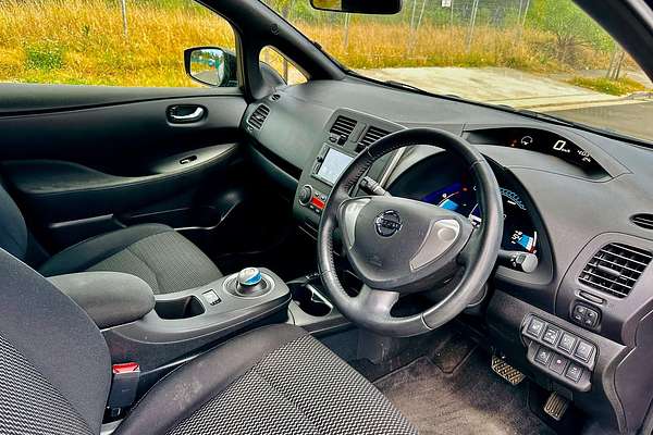 2016 Nissan LEAF Autech AZE0