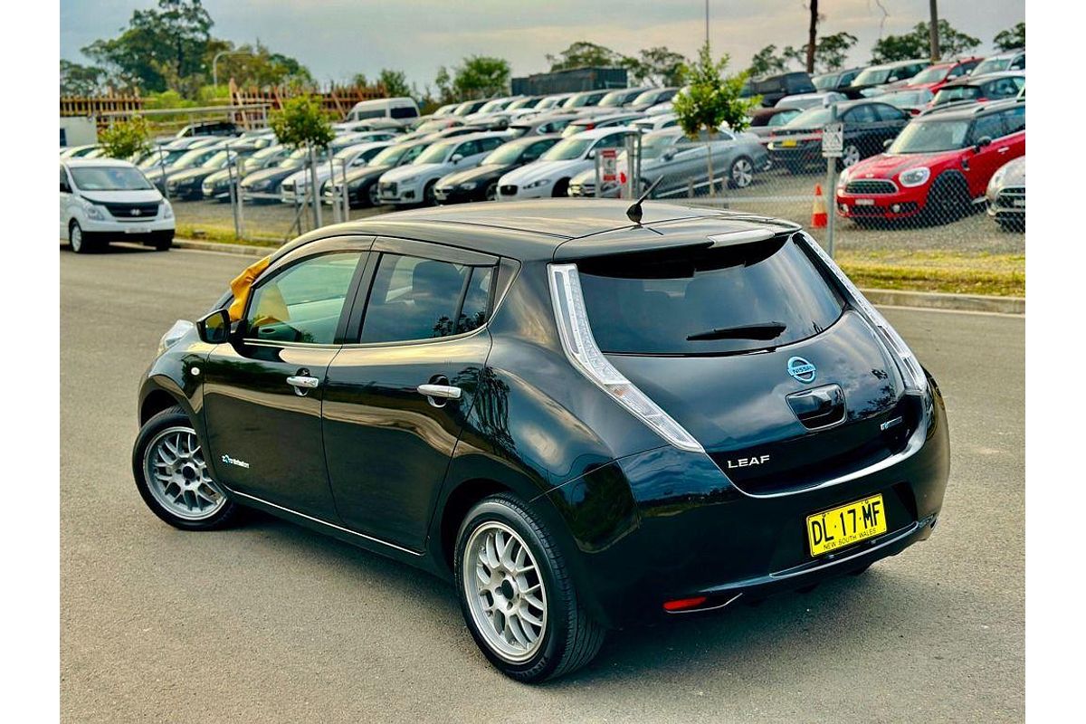 2016 Nissan LEAF Autech AZE0