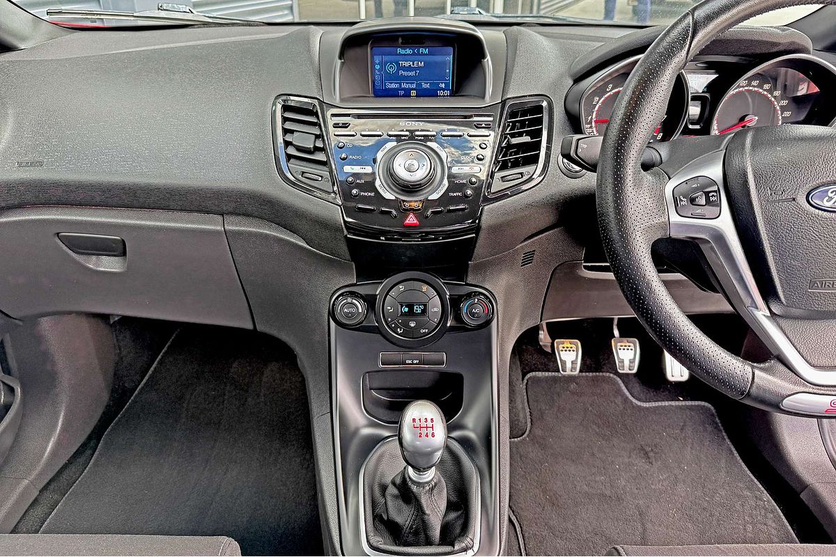 2016 Ford Fiesta ST WZ